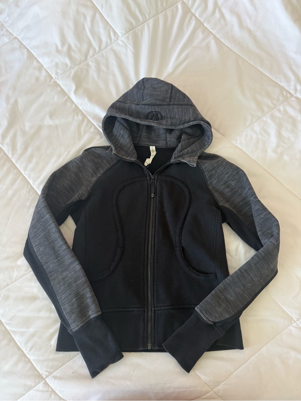 lululemon athletica Womens Black & Gray Hooded Full-Zip Scuba Jacket